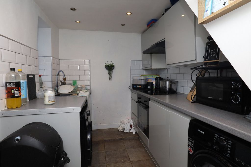 Property photo 2 of 8 Picture No. 04