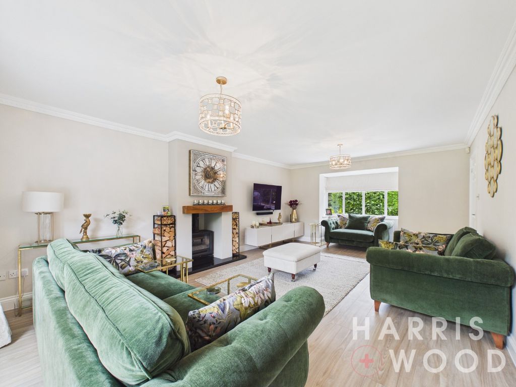 Property photo 2 of 35 5211074