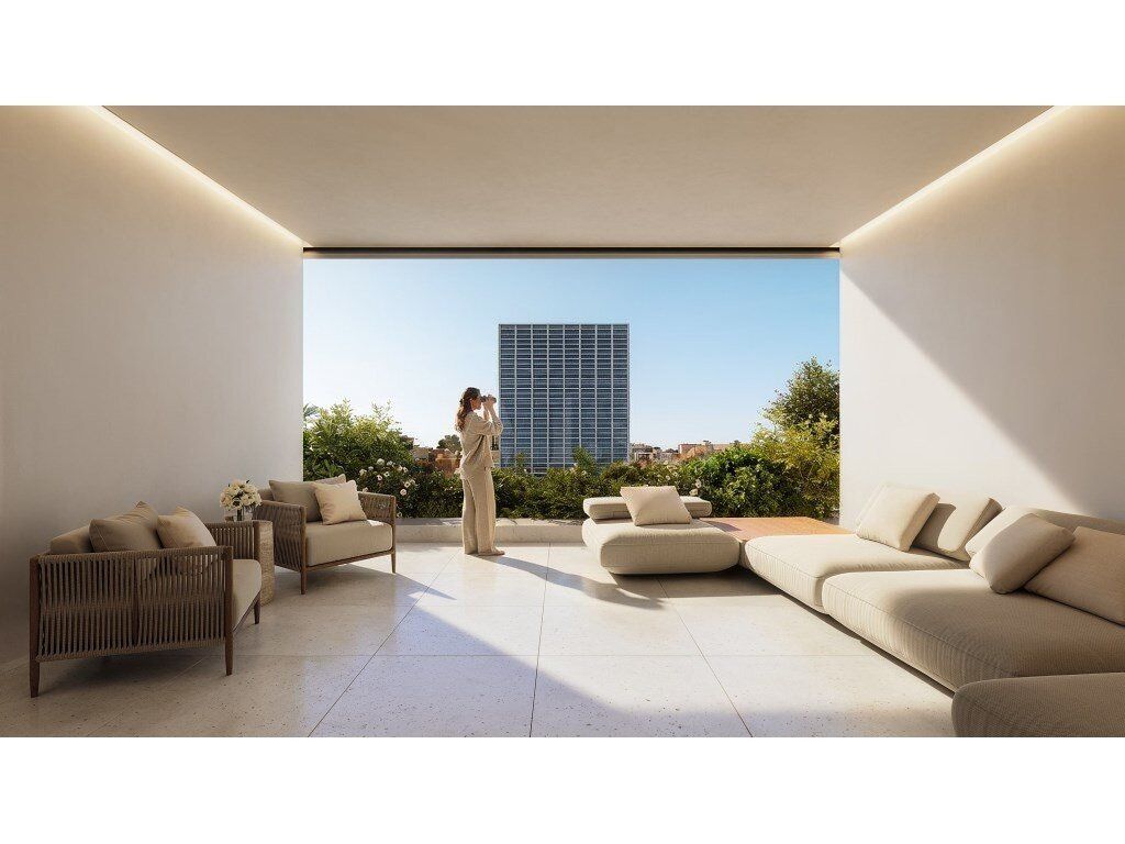 Property photo 1 of 17 T2 At Boavista Tower
