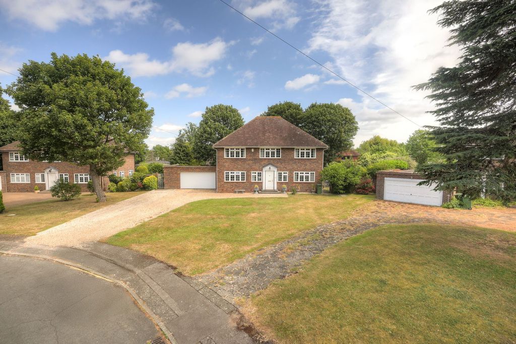 Property photo 1 of 38