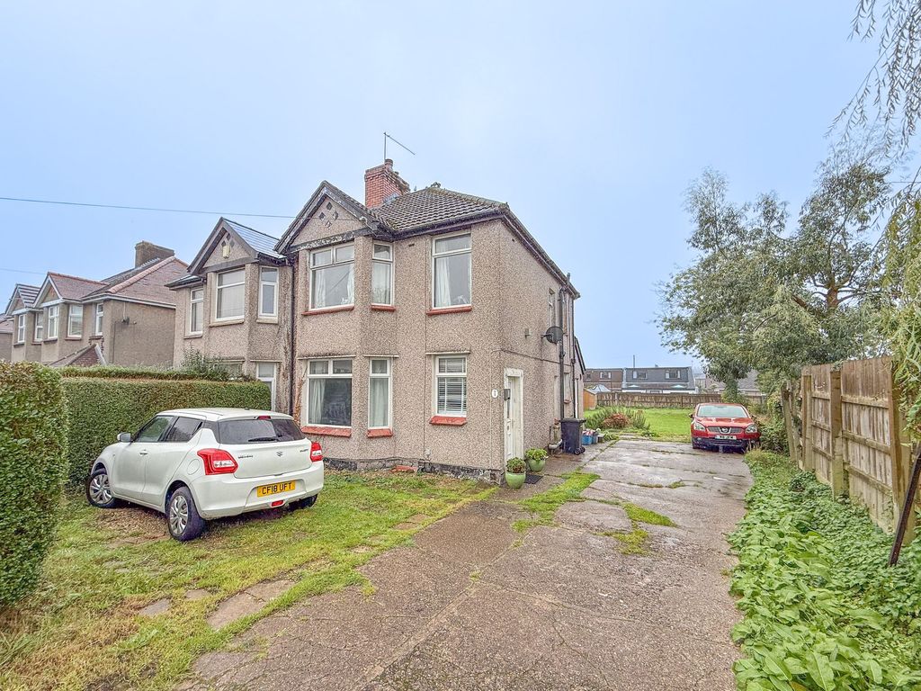 Property photo 1 of 42