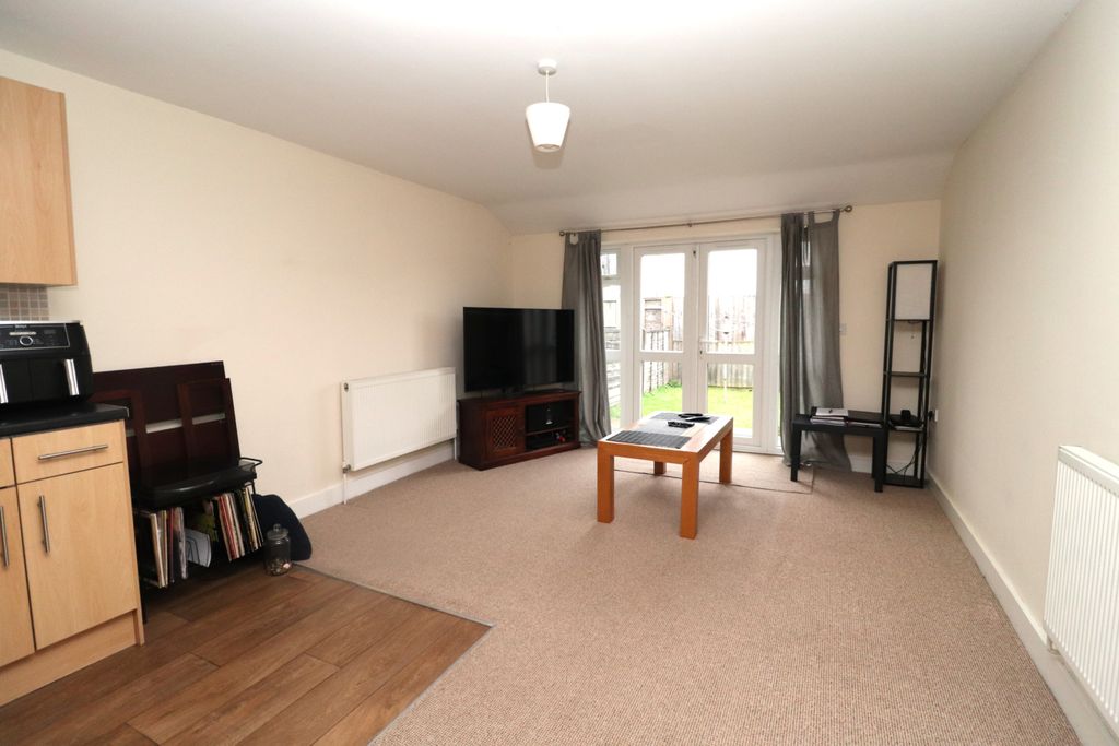 Property photo 2 of 9 Img_0821