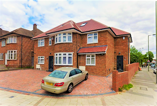 Property photo 1 of 28