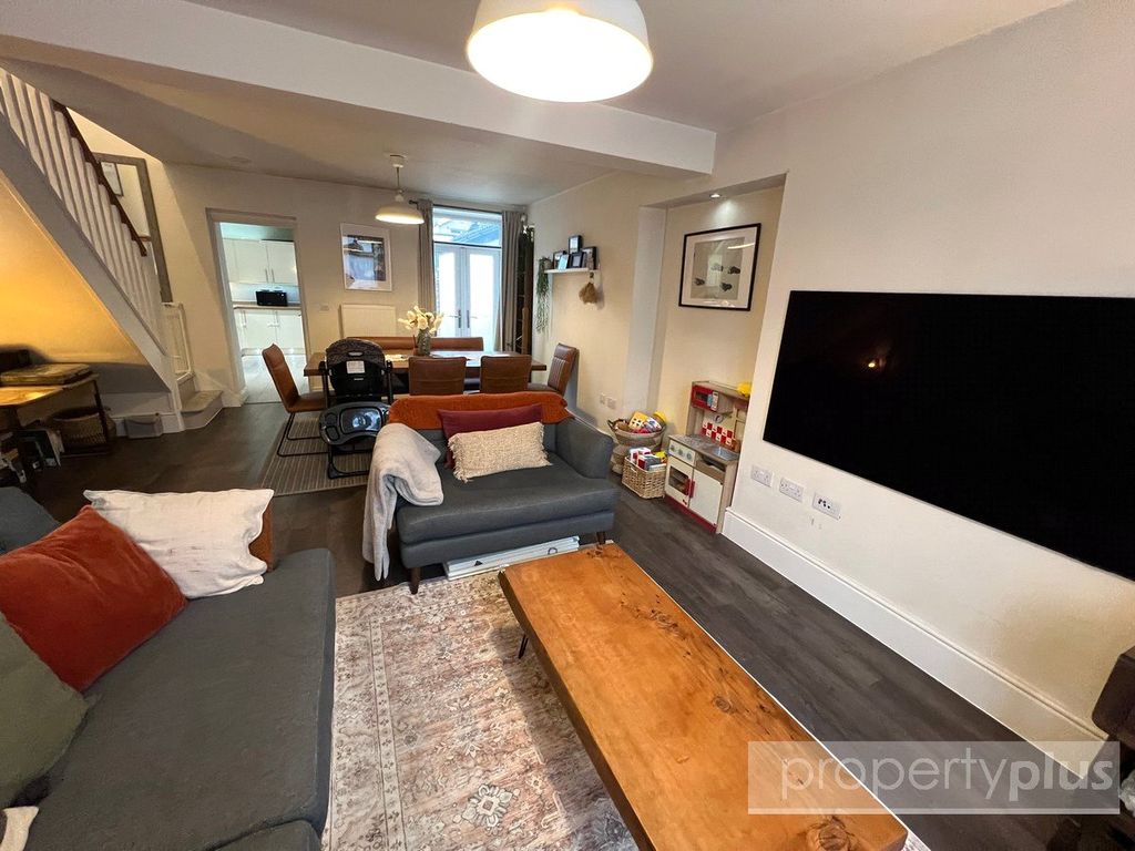 Property photo 3 of 14 Picture No. 08