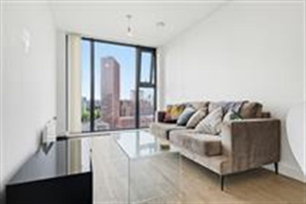 Property photo 1 of 14 (Main)