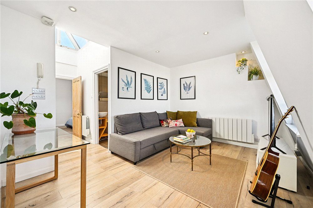 Property photo 2 of 19 Picture No. 03