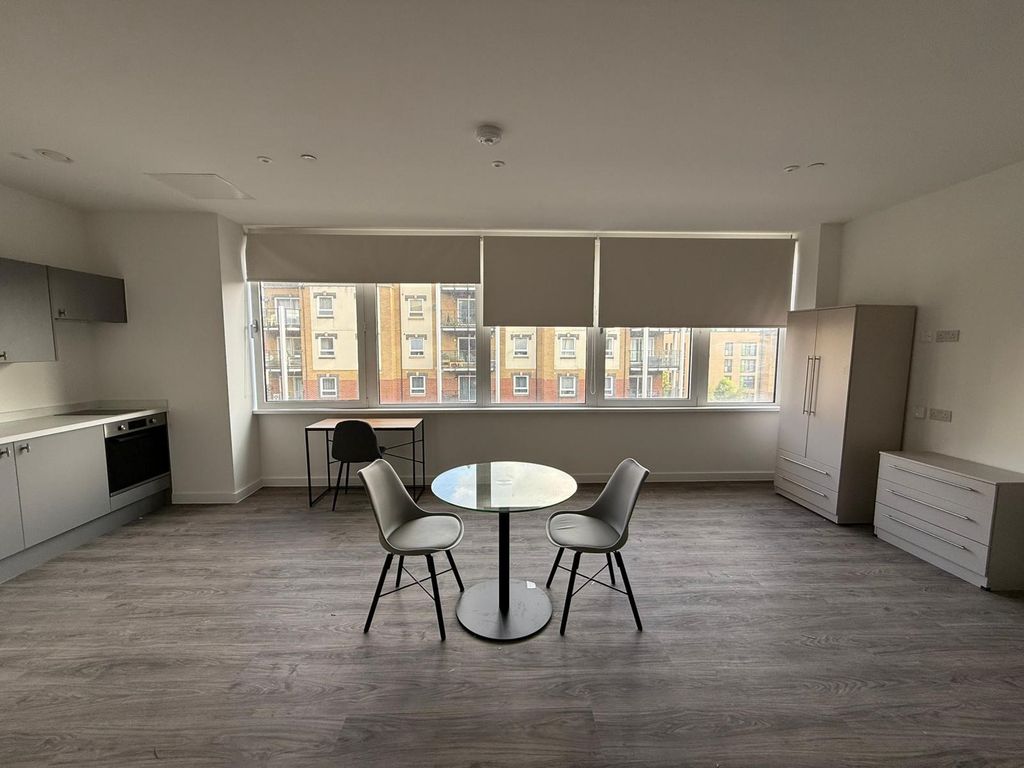 Property photo 2 of 4