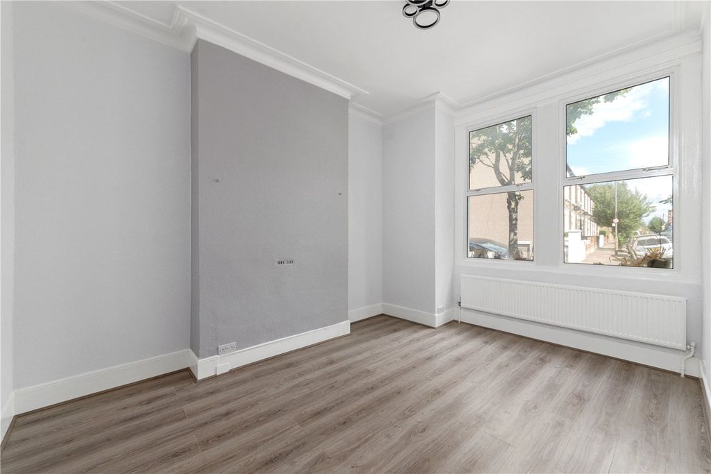 Property photo 1 of 10 Picture No. 03