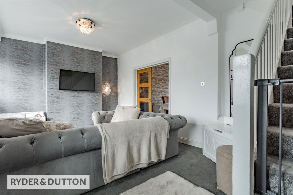 Property photo 3 of 24 Picture No. 02