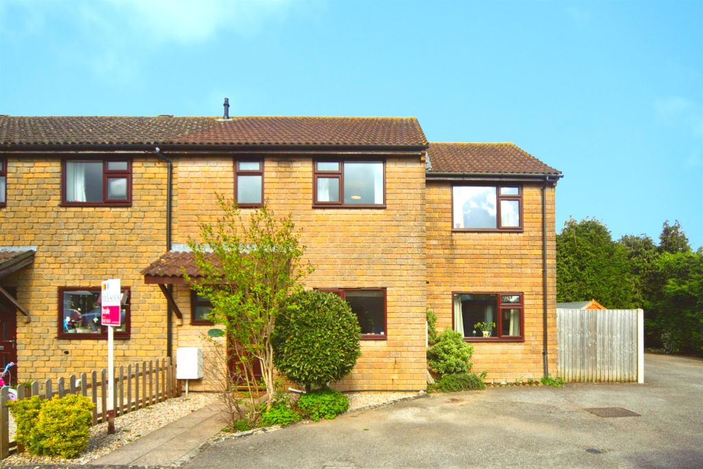 Property photo 1 of 20