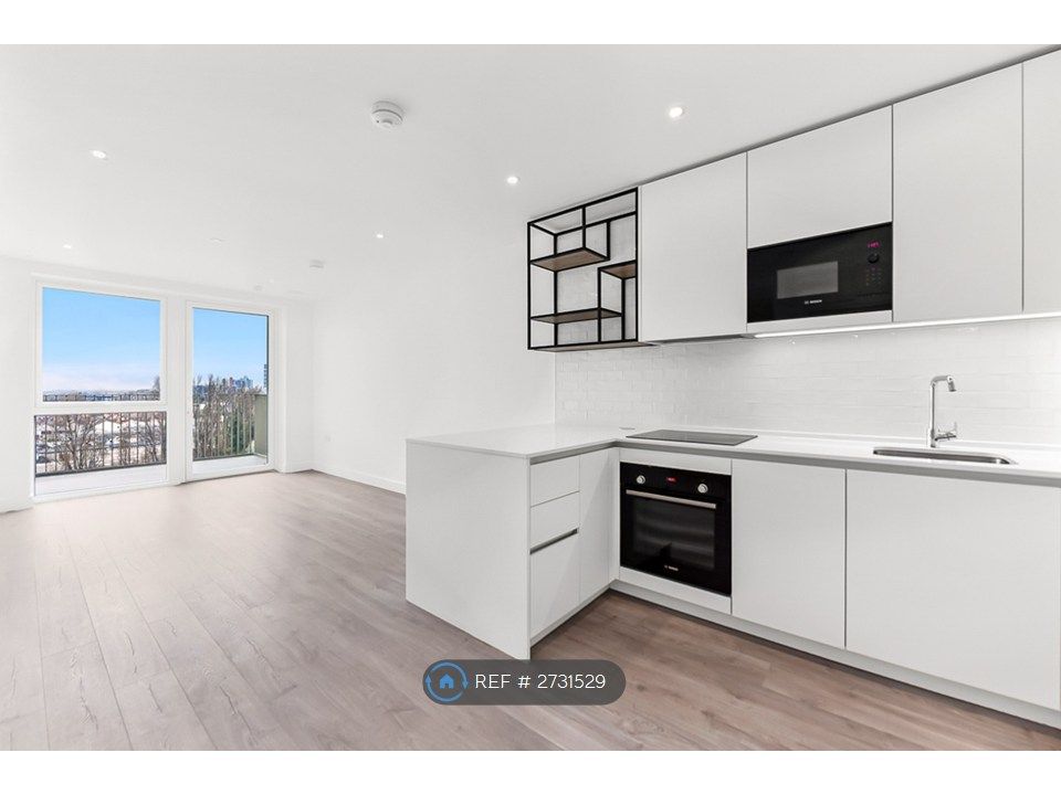 Property photo 1 of 14 Open Plan Living Room