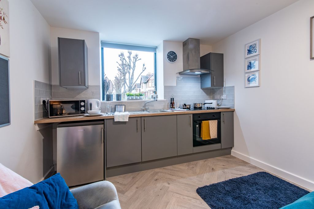 Property photo 3 of 29 Broadgate-9