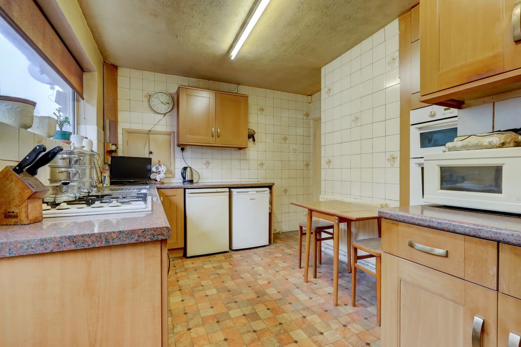 Property photo 3 of 15 Picture No. 05