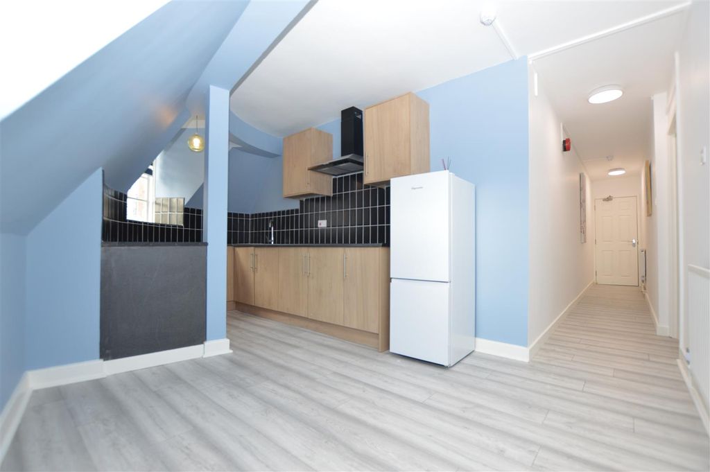 Property photo 2 of 6 Dsc_0774.Jpg