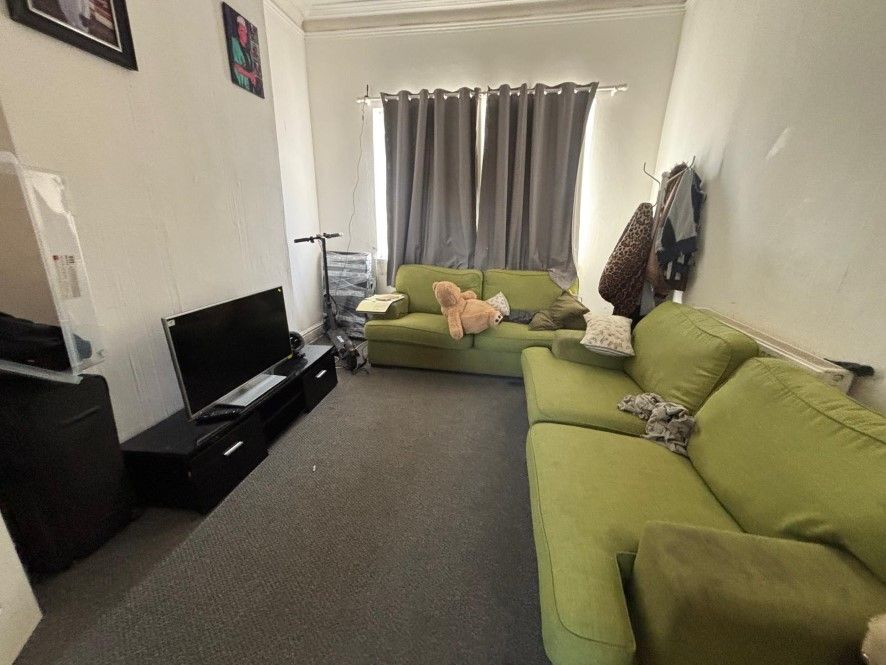 Property photo 2 of 5