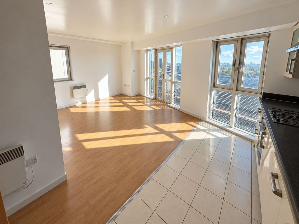 Property photo 3 of 6