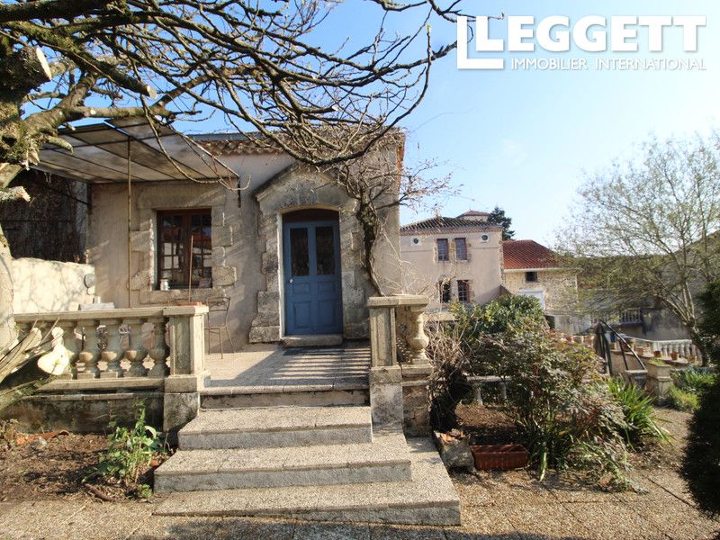 Property photo 2 of 10