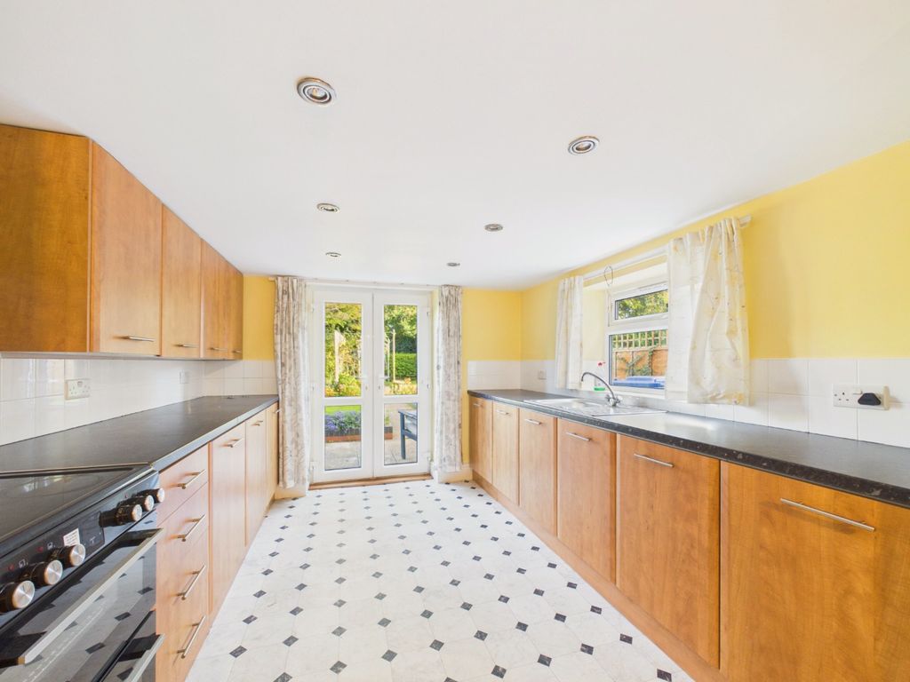 Property photo 3 of 19 5033755
