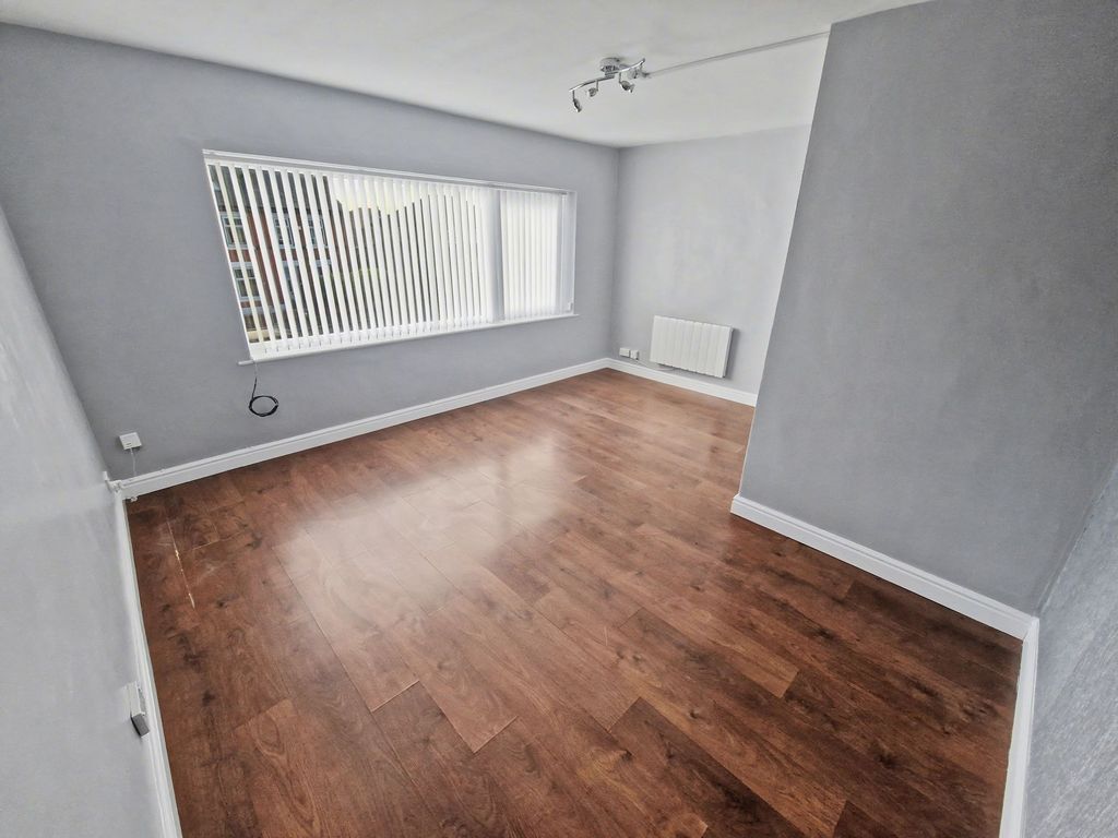 Property photo 3 of 22