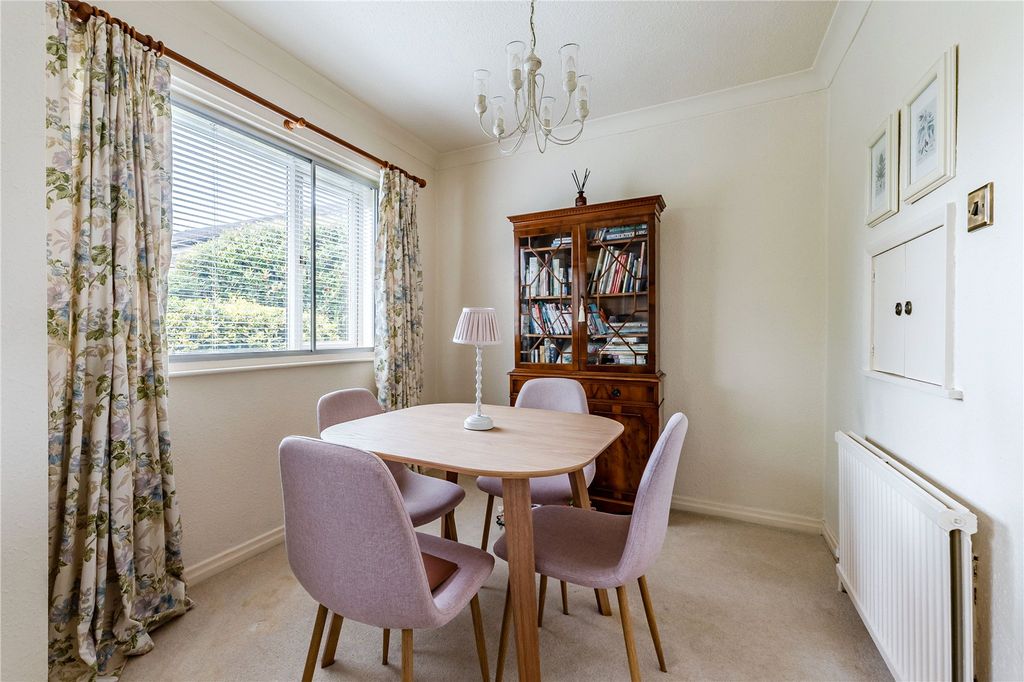 Property photo 3 of 17 Picture No. 04