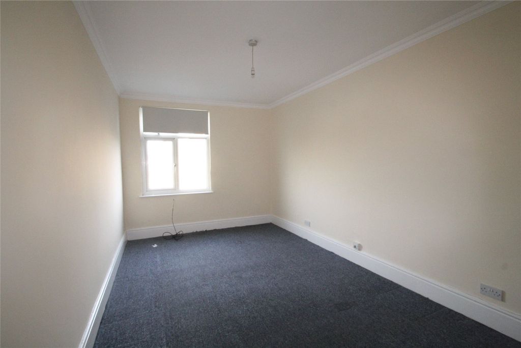 Property photo 2 of 5 Picture No. 02