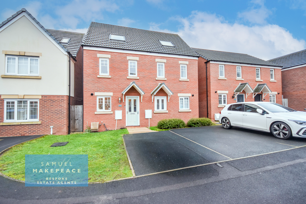 Property photo 1 of 23 Three Storey Three Bedroom Semi Detached Property With Master Suite On Second Floor