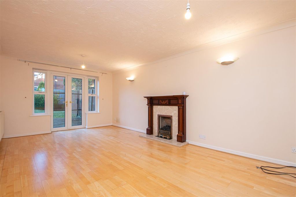 Property photo 2 of 20 70Hart_5.Jpg