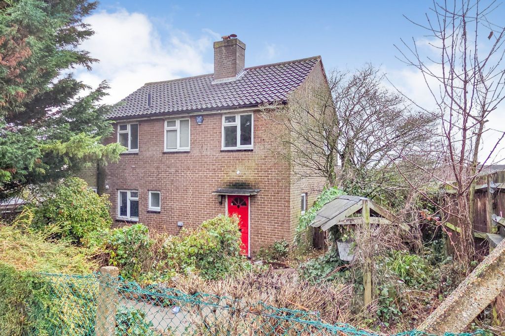 Property photo 2 of 17 Former Eversley School Caretaker's House, Chaseville Park Road, London, N21 1Pd