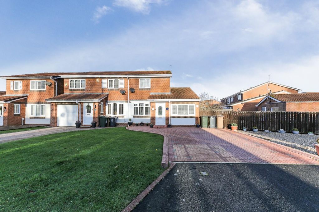 Property photo 1 of 17 Front Valuation.Jpg