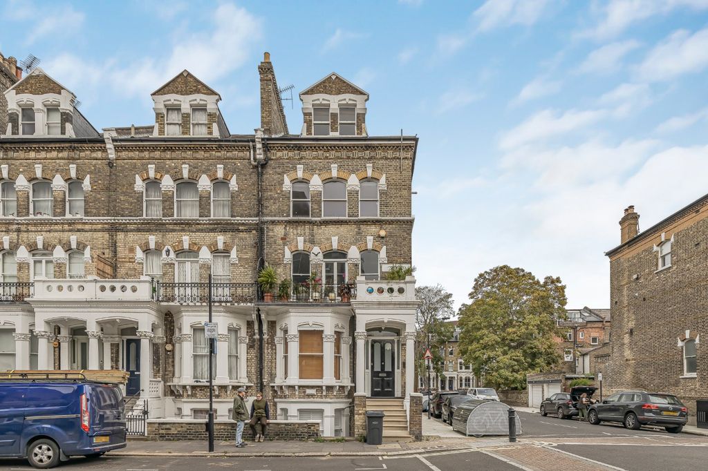 Property photo 2 of 16 Exterior