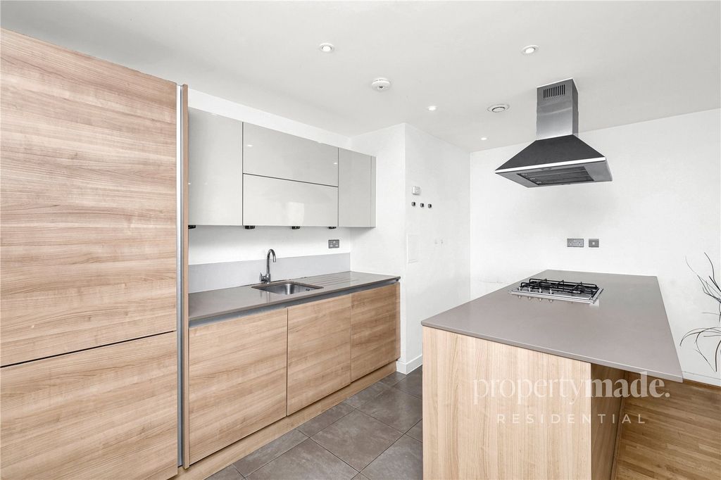 Property photo 3 of 19 Picture No. 12