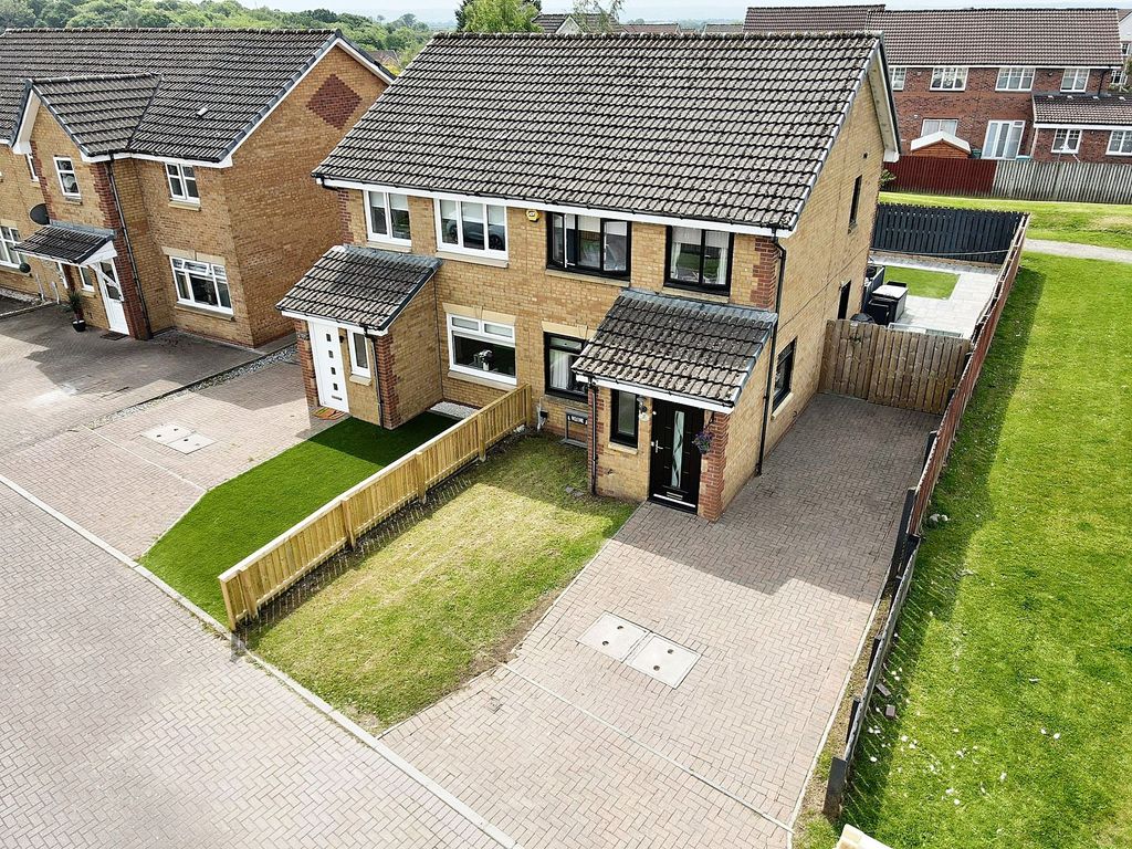 Property photo 2 of 29