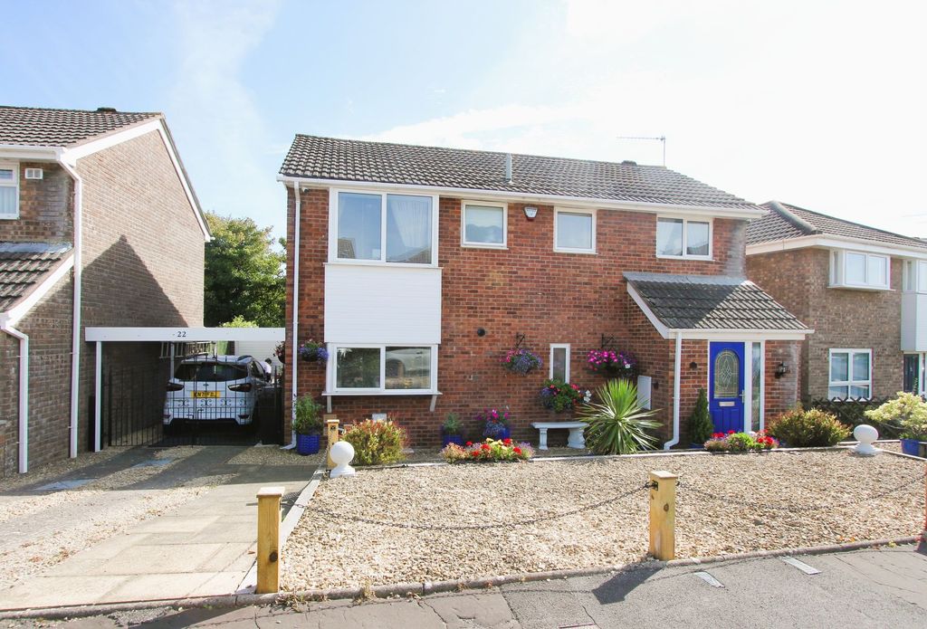 Property photo 1 of 31