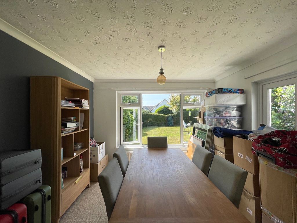 Property photo 2 of 8 Picture No. 05