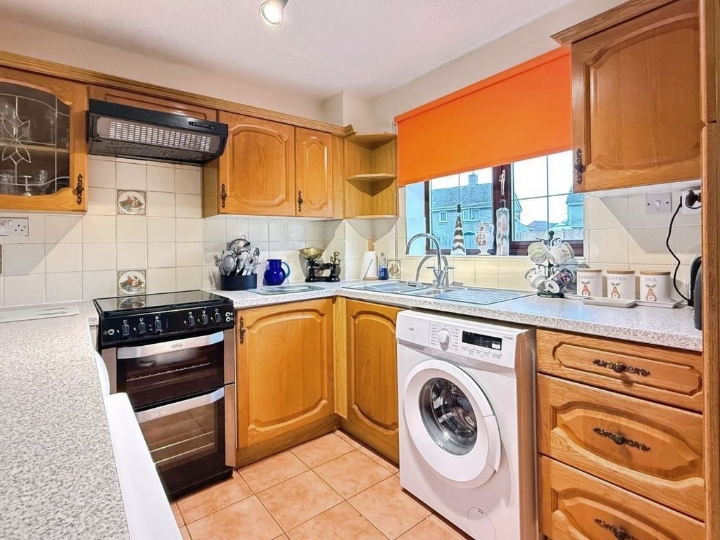 Property photo 3 of 12 Pbox-Img.Jpeg