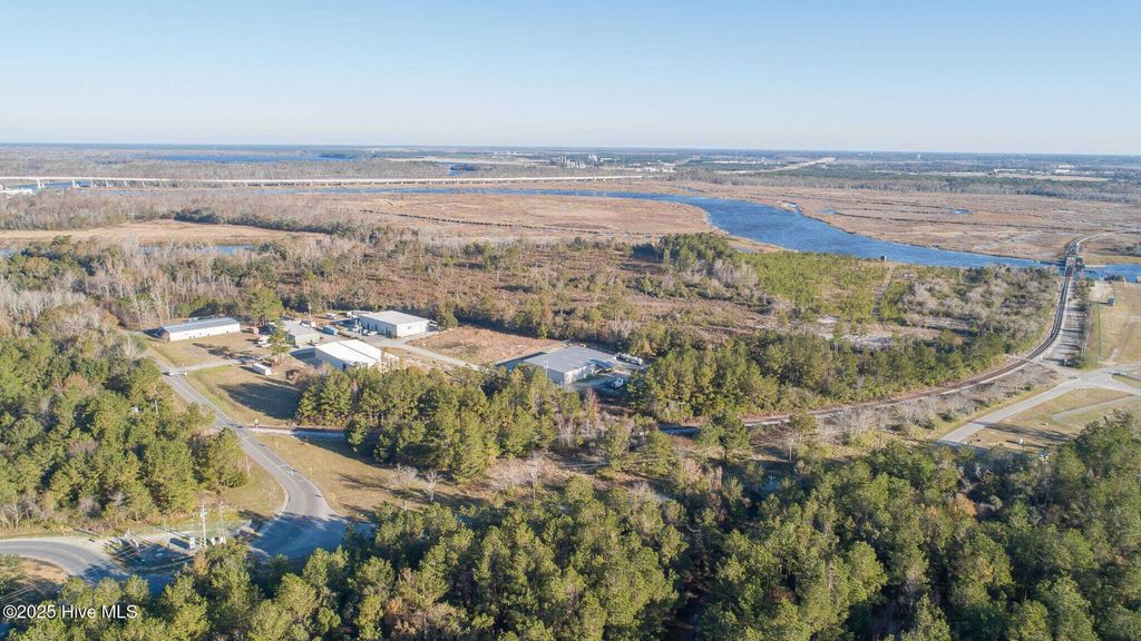 Property photo 2 of 7 <Alttext/>