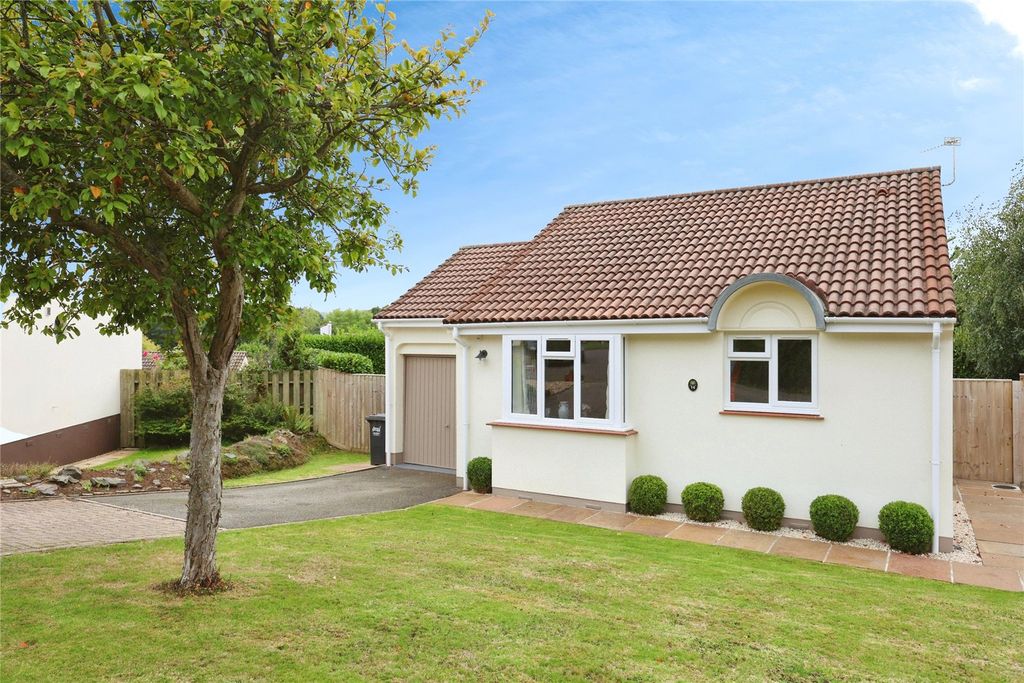 Property photo 1 of 19 Picture No. 01