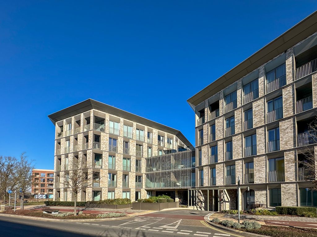 Property photo 1 of 16 Front