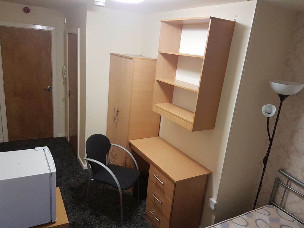 Property photo 3 of 7