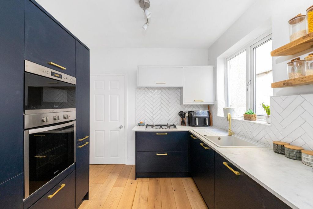 Property photo 2 of 14 Img_3313-4-1500x1000.Jpg