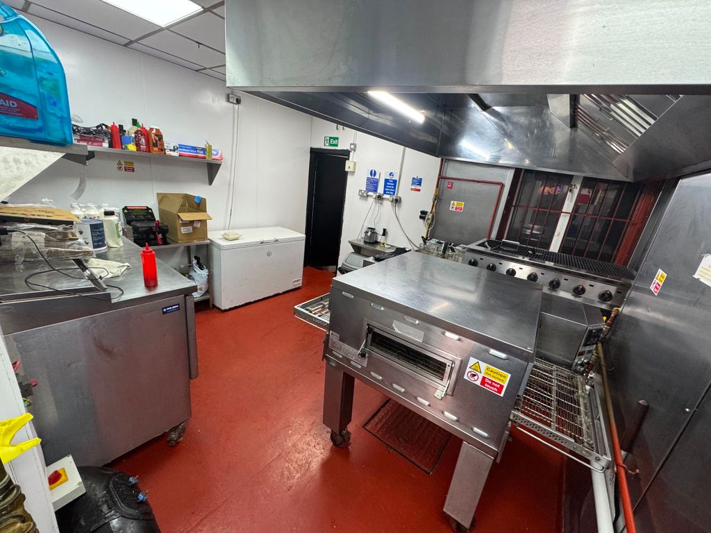 Property photo 3 of 6