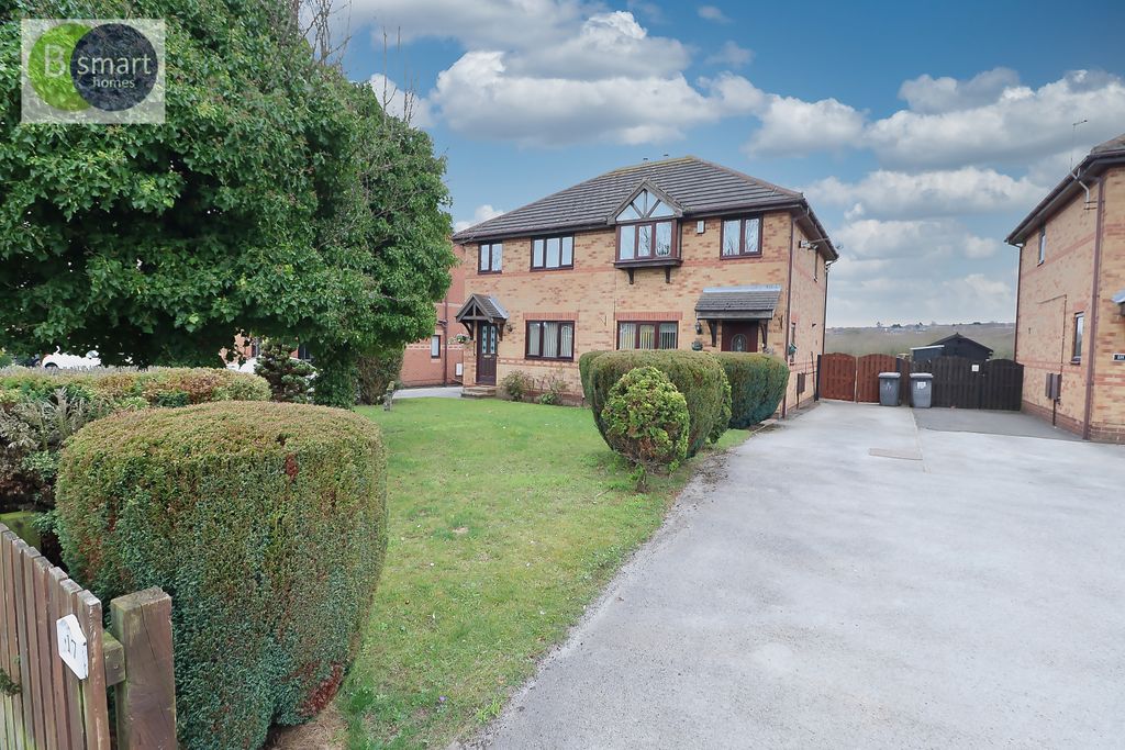 Property photo 1 of 16 Img_2592