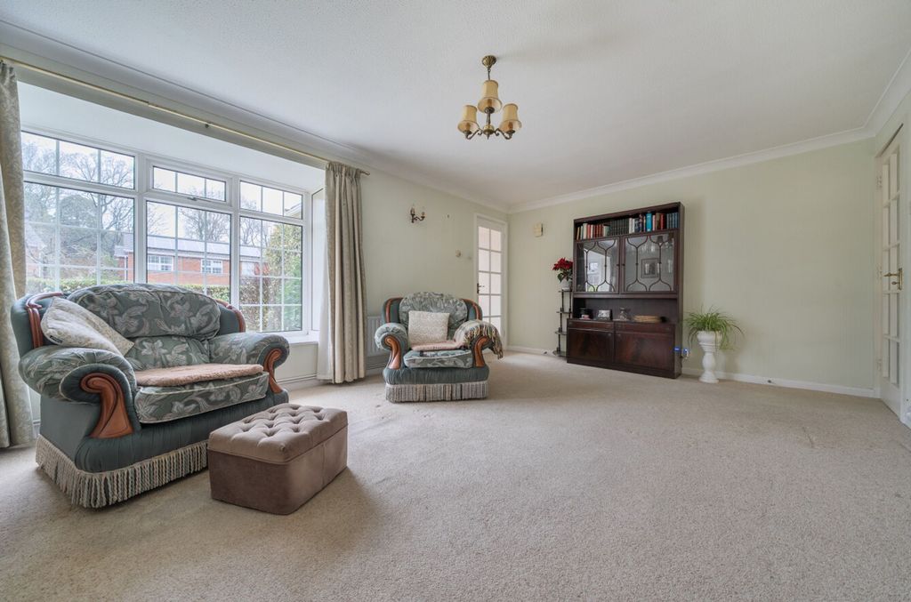 Property photo 3 of 24