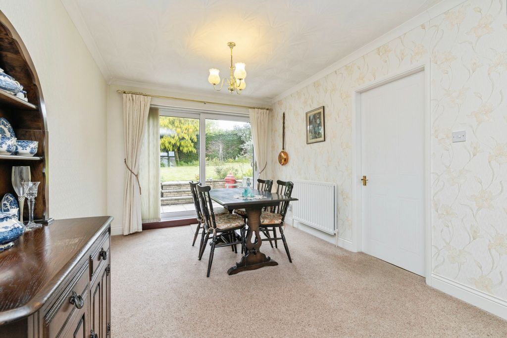 Property photo 3 of 13 1K4A4903