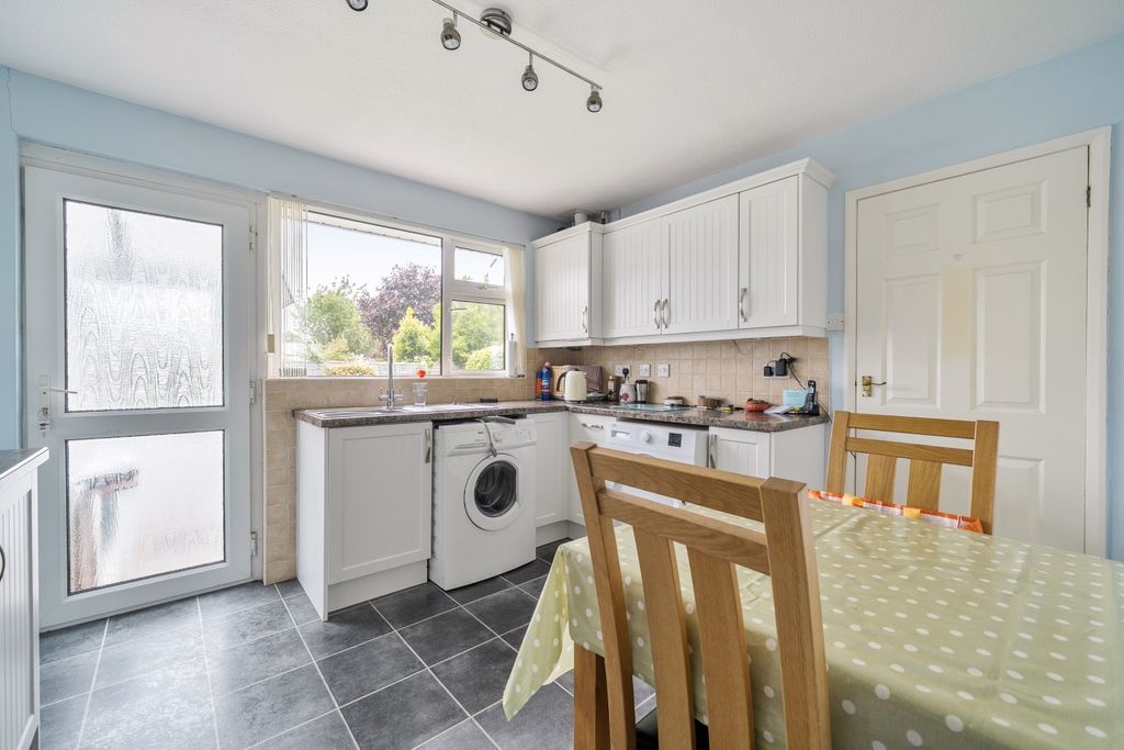Property photo 2 of 20 1462838-10-6A0Ddc8B3084B