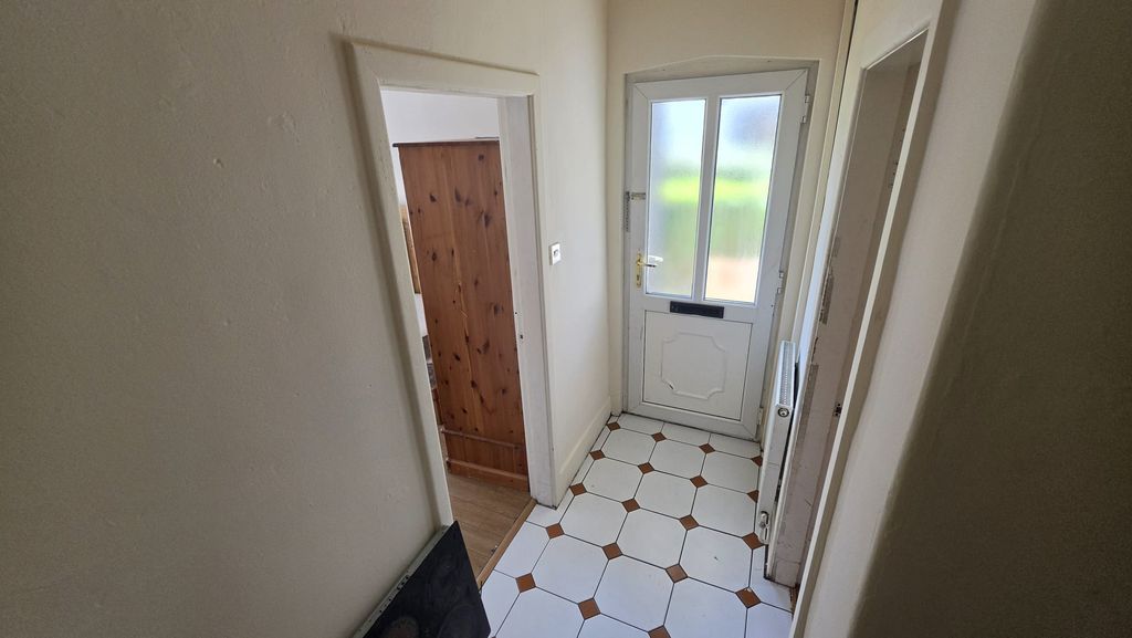 Property photo 3 of 30