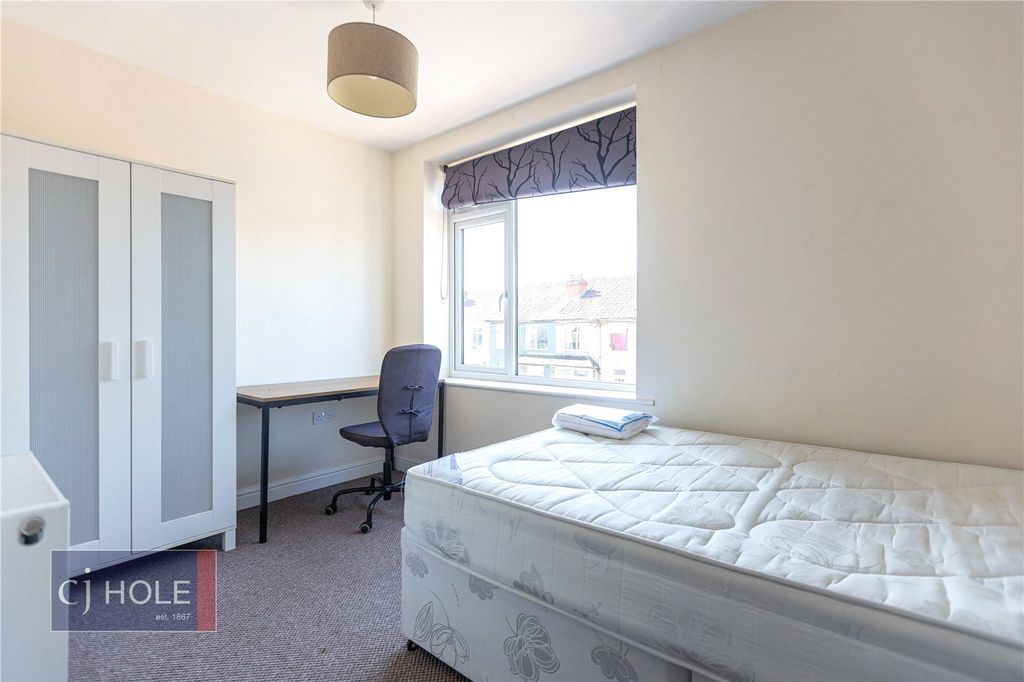 Property photo 2 of 15 Picture No. 34