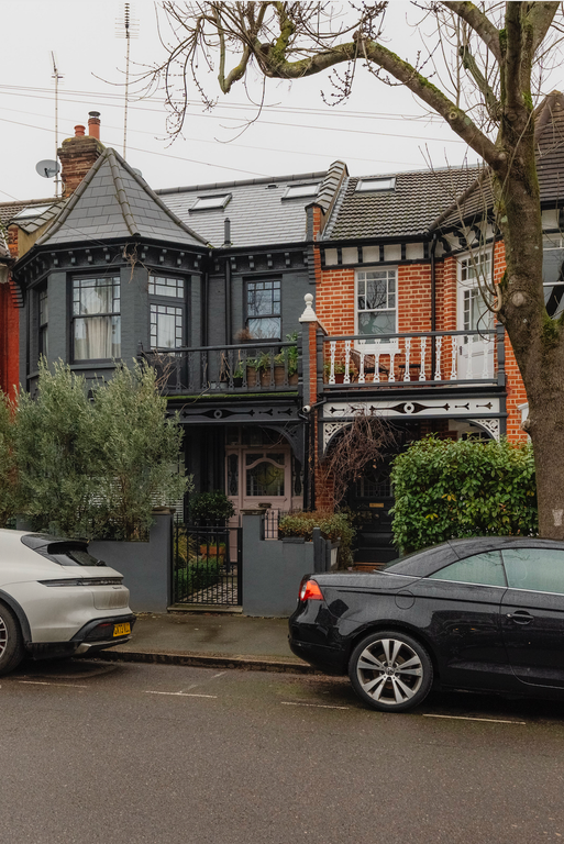 Property photo 1 of 48