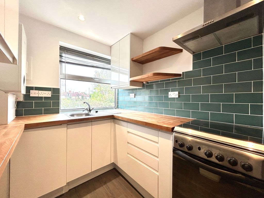 Property photo 2 of 8 Photograph