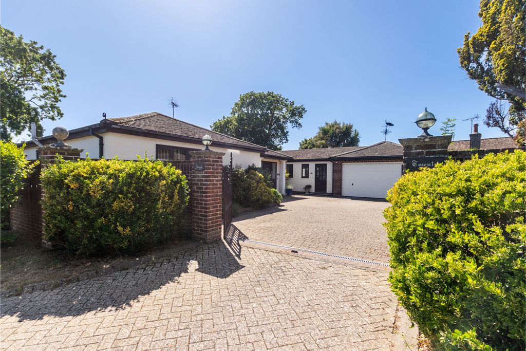 Property photo 1 of 27